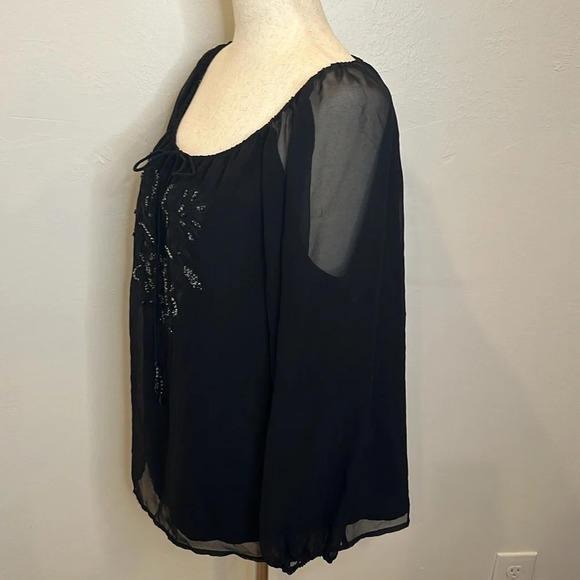 PETER NYGARD BLACK BLOUSE WITH EMBELLISHMENT DETAIL - Picture 3 of 6